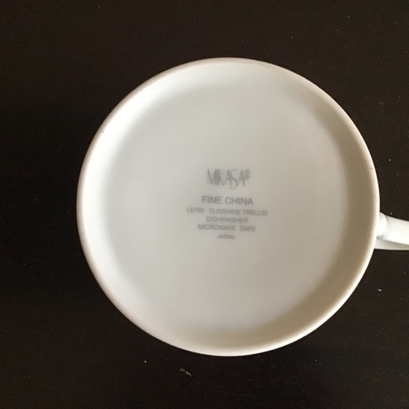 Mikasa Sunshine Trellis Flat Mug & Saucer - Picture 5 of 5